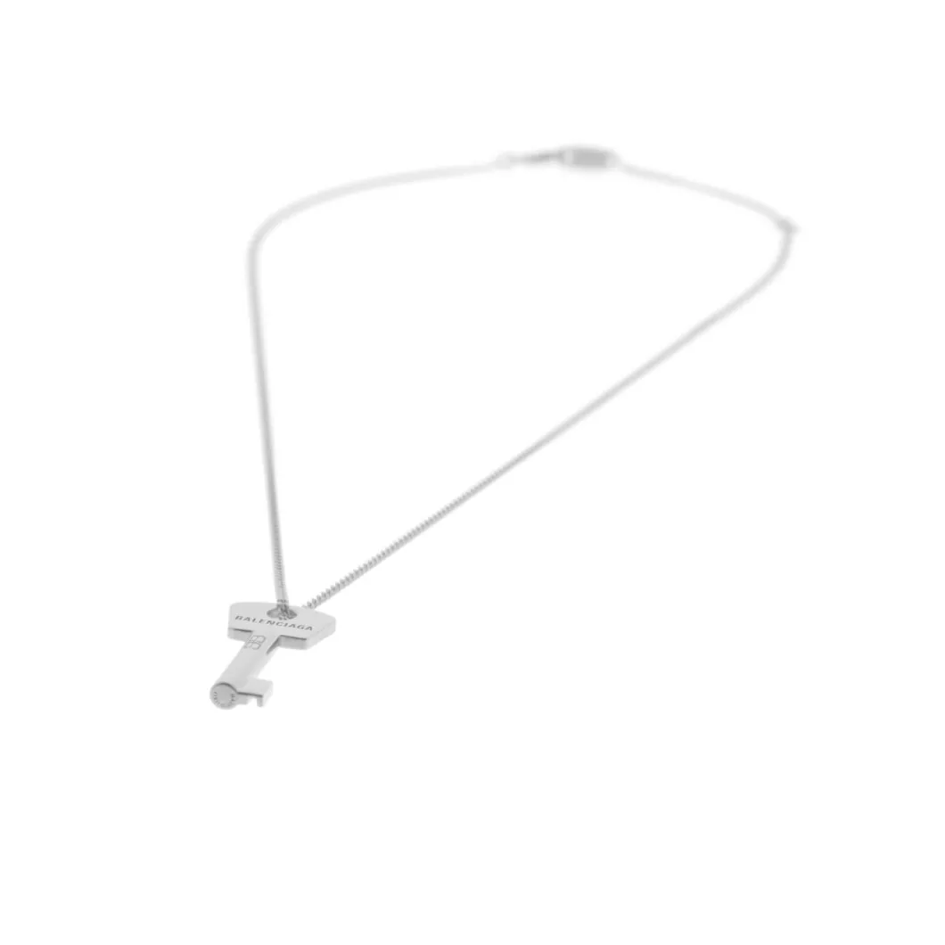 Amour Key Necklace in Silver