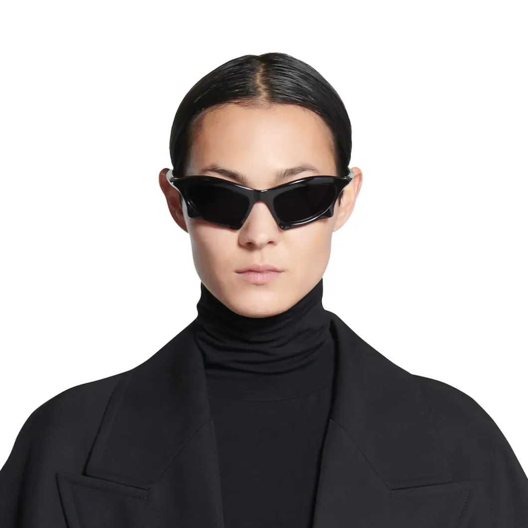 Bat Rectangle Sunglasses in Black