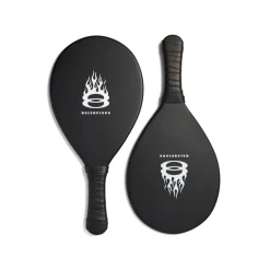 Beach Rackets in Black/white