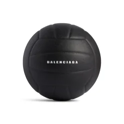 Beach Volleyball in Black/white