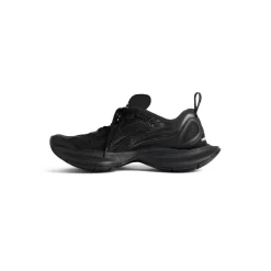 Men's Circuit Sneaker  in Black