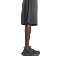 Men's Circuit Sneaker  in Black