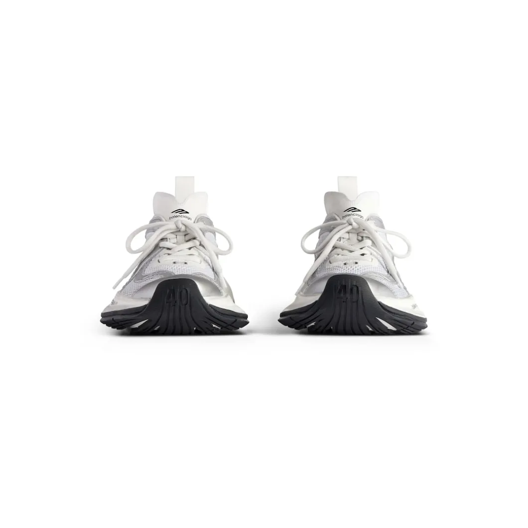 Men's Circuit Sneaker in White/silver