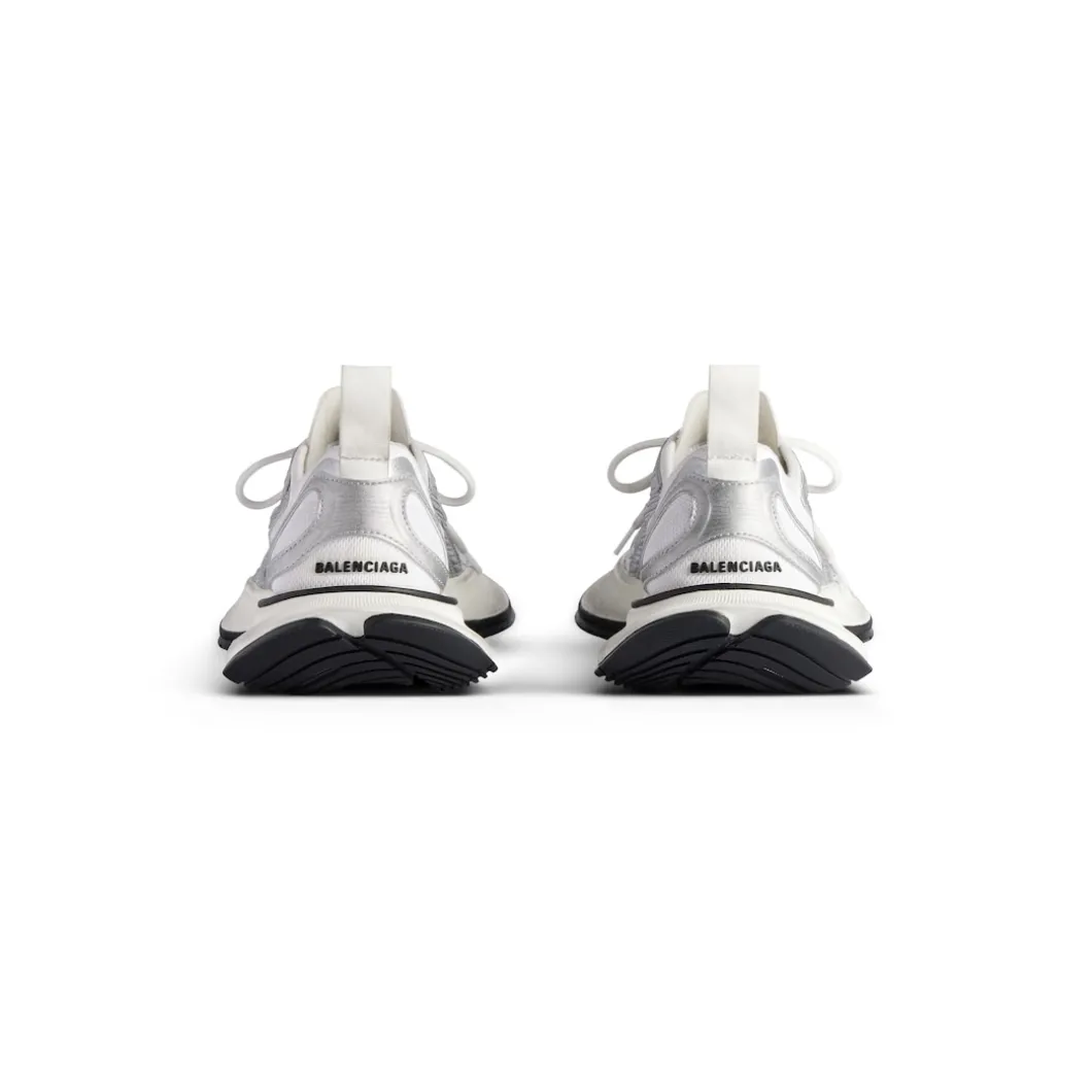 Men's Circuit Sneaker in White/silver