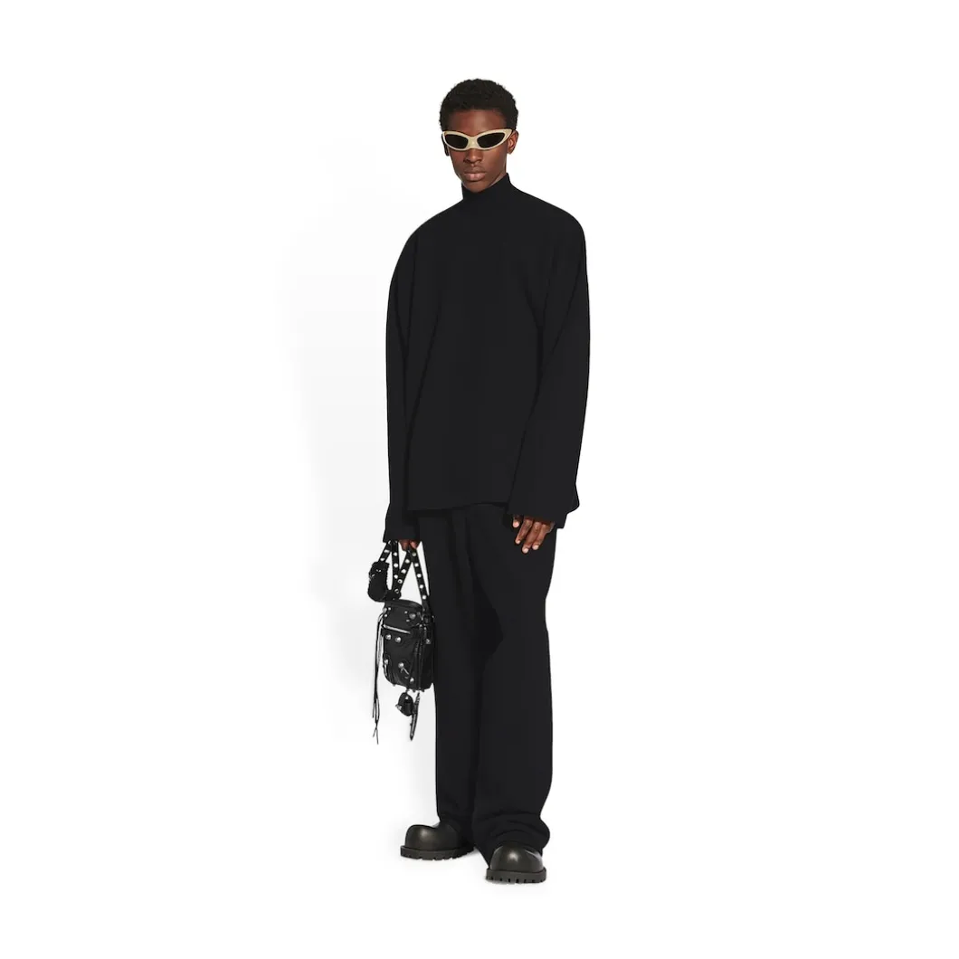 Men's Le Cagole Crossbody Bag in Black
