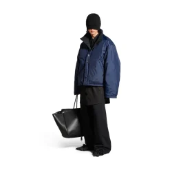 Men's Loop Sports Icon Reversible Puffer in Black