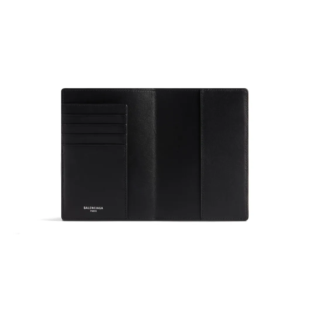 Men's Passport Holder in Black