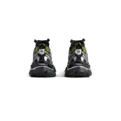 Men's Runner 2.0 Sneaker in Silver