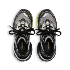 Men's Runner 2.0 Sneaker in Silver