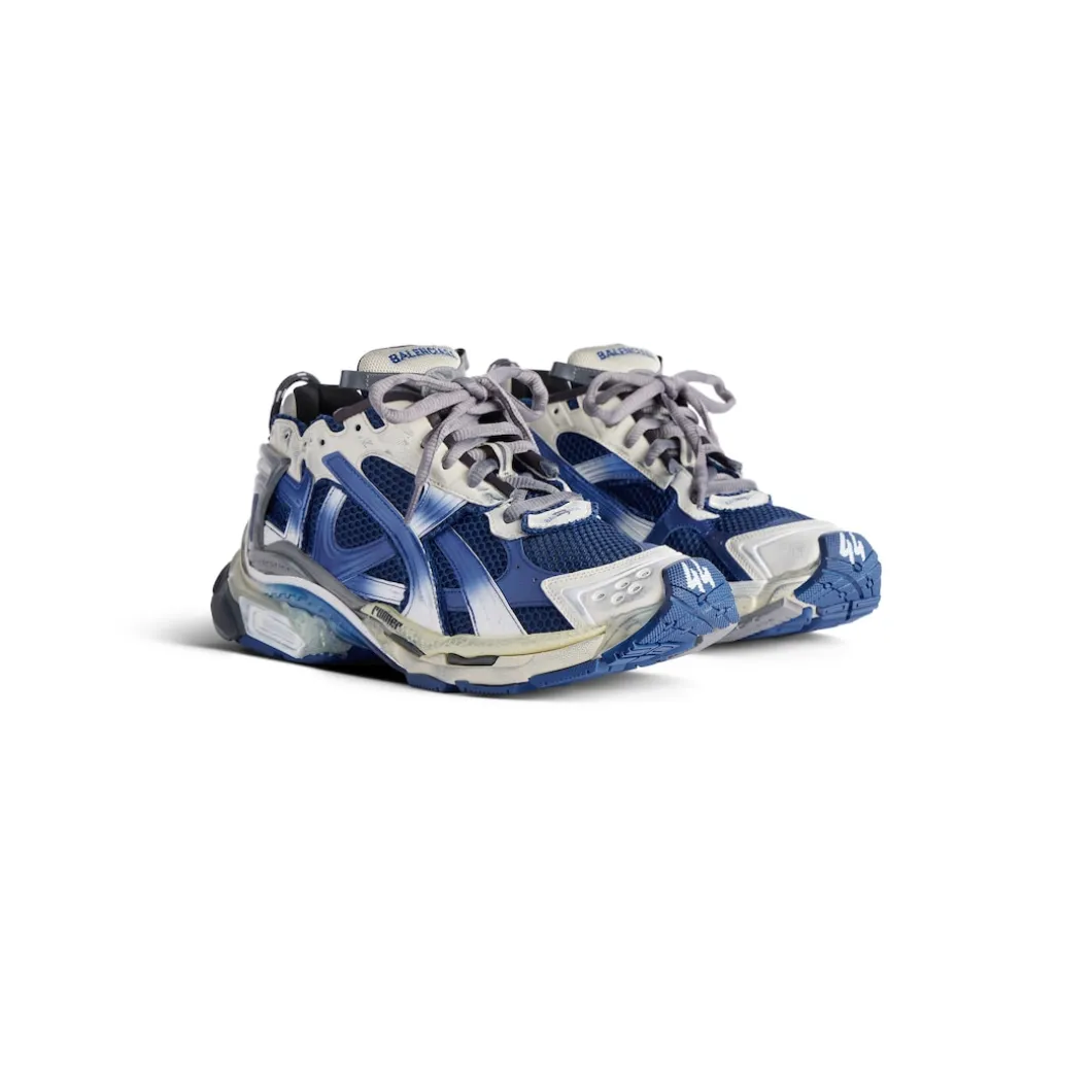Men's Runner Gradient Sneaker in Beige/navy/grey