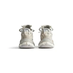 Men's Runner Sneaker in Beige