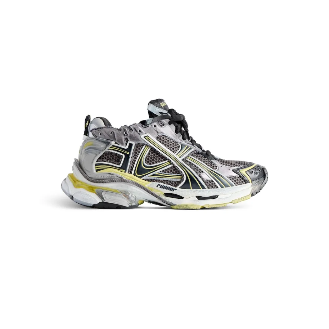 Men's Runner Sneaker in Grey/yellow/white