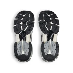 Men's Runner Sneaker in Grey/white/black