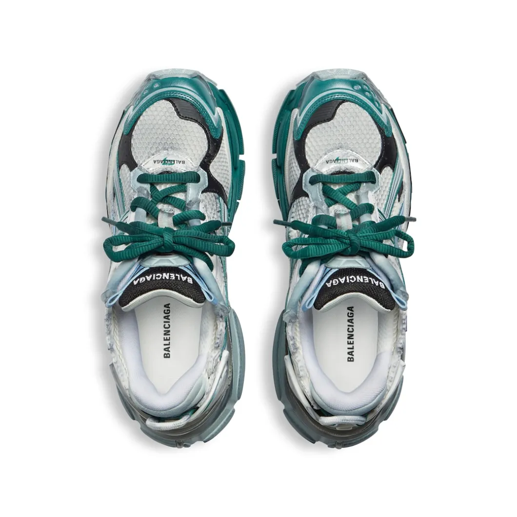 Men's Runner Sneaker in White/green/blue