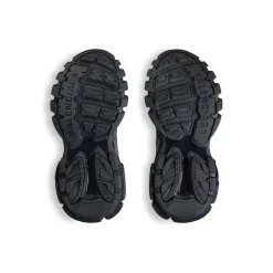 Men's Track Signature Sneaker in Black/white