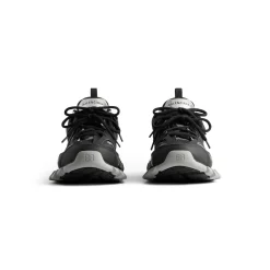 Men's Track Sneaker in Black/silver