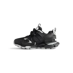 Men's Track Sneaker in Black/silver