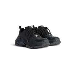 Men's Triple S Sporty Sneaker in Black