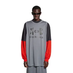 Men's Under Armour® Triple Layered T-shirt in Grey/black/red