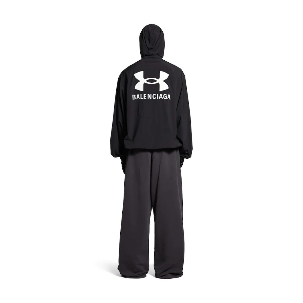 Men's Under Armour® Winbreaker in Black