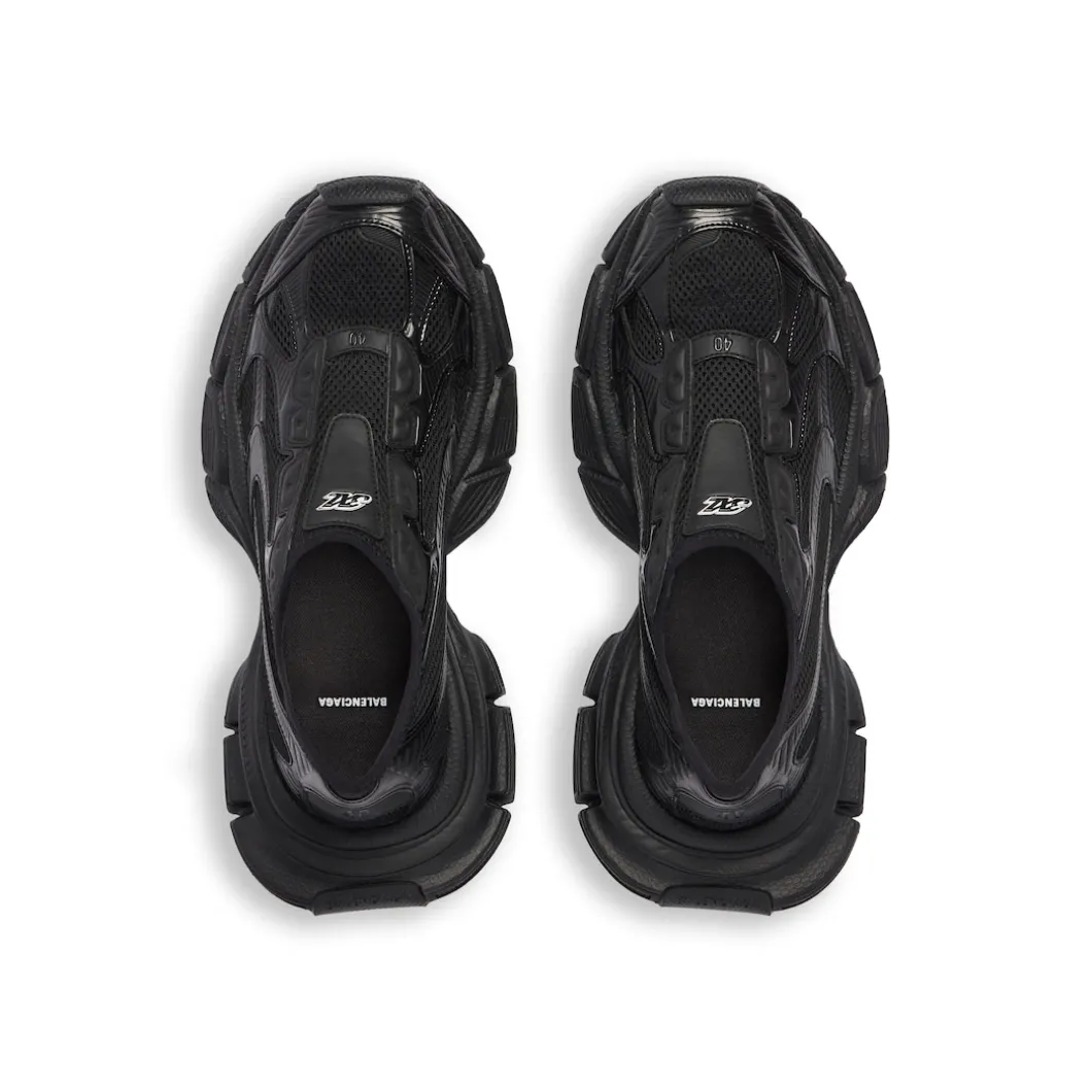 Men's 3xl Slip On Sneaker in Black