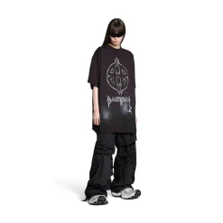 Metal Bb Stencil T-shirt Oversized in Black/white