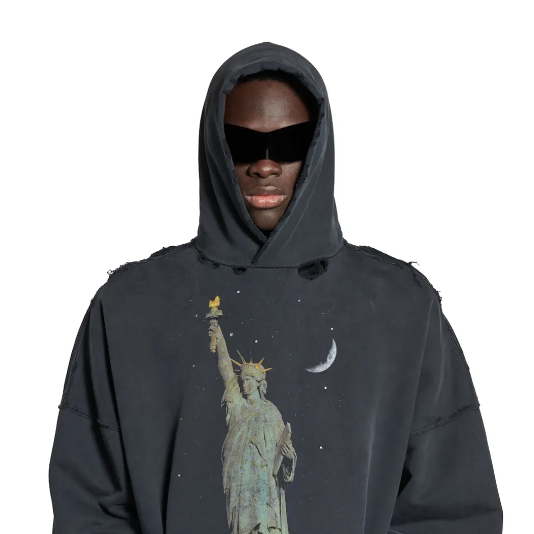 Paris Liberty Hoodie Oversized in Black