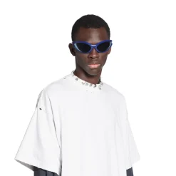 Pierced T-shirt Oversized in White