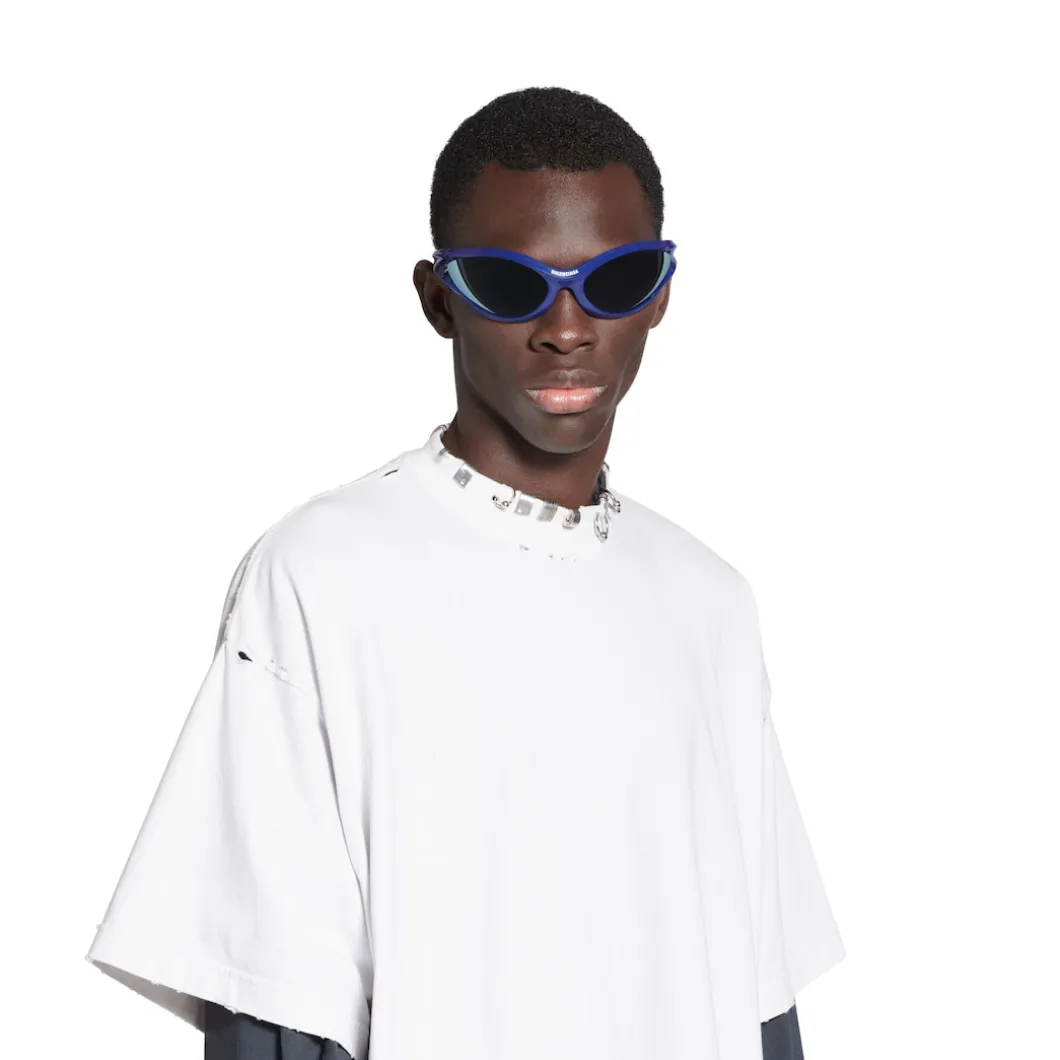 Pierced T-shirt Oversized in White