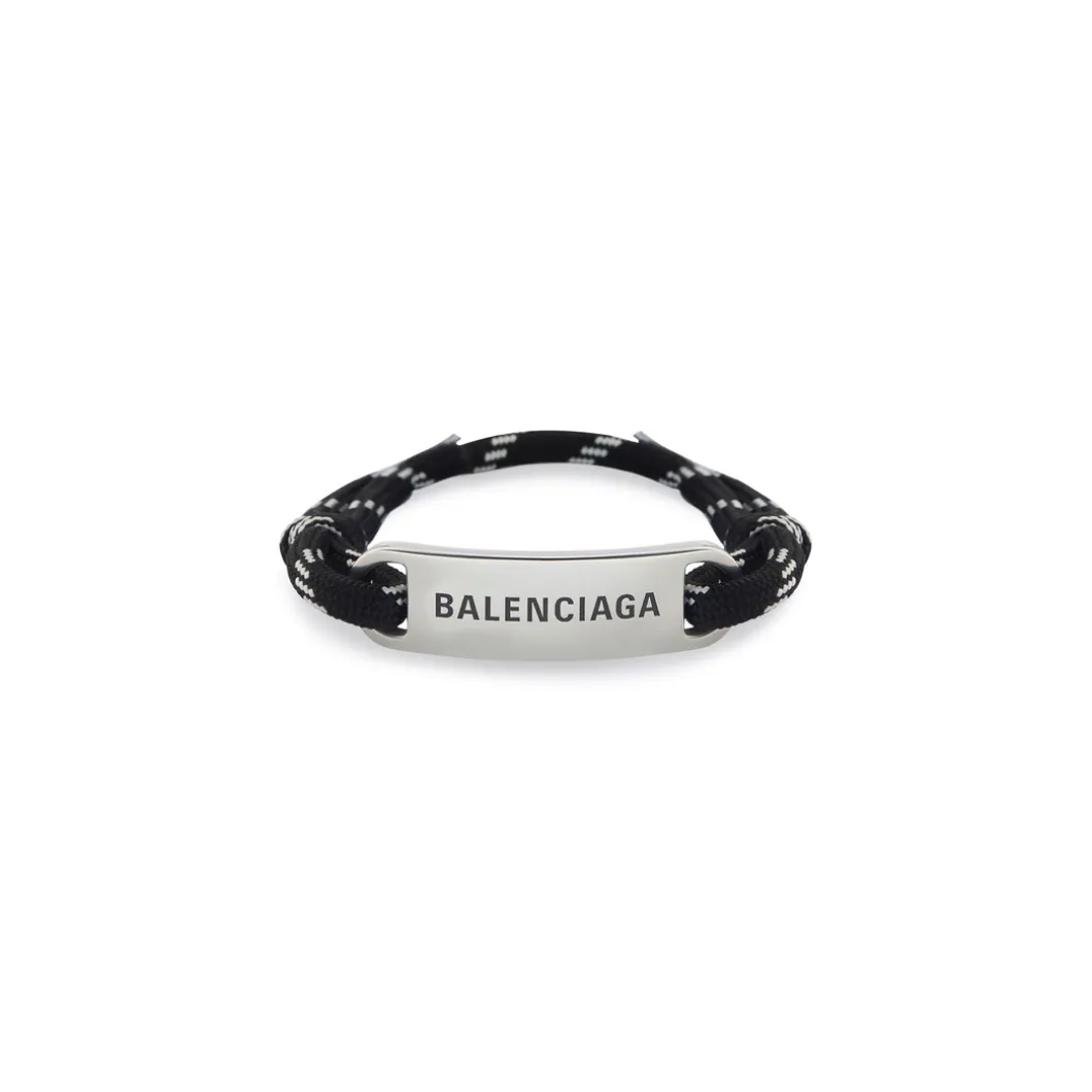 Plate Bracelet in Black