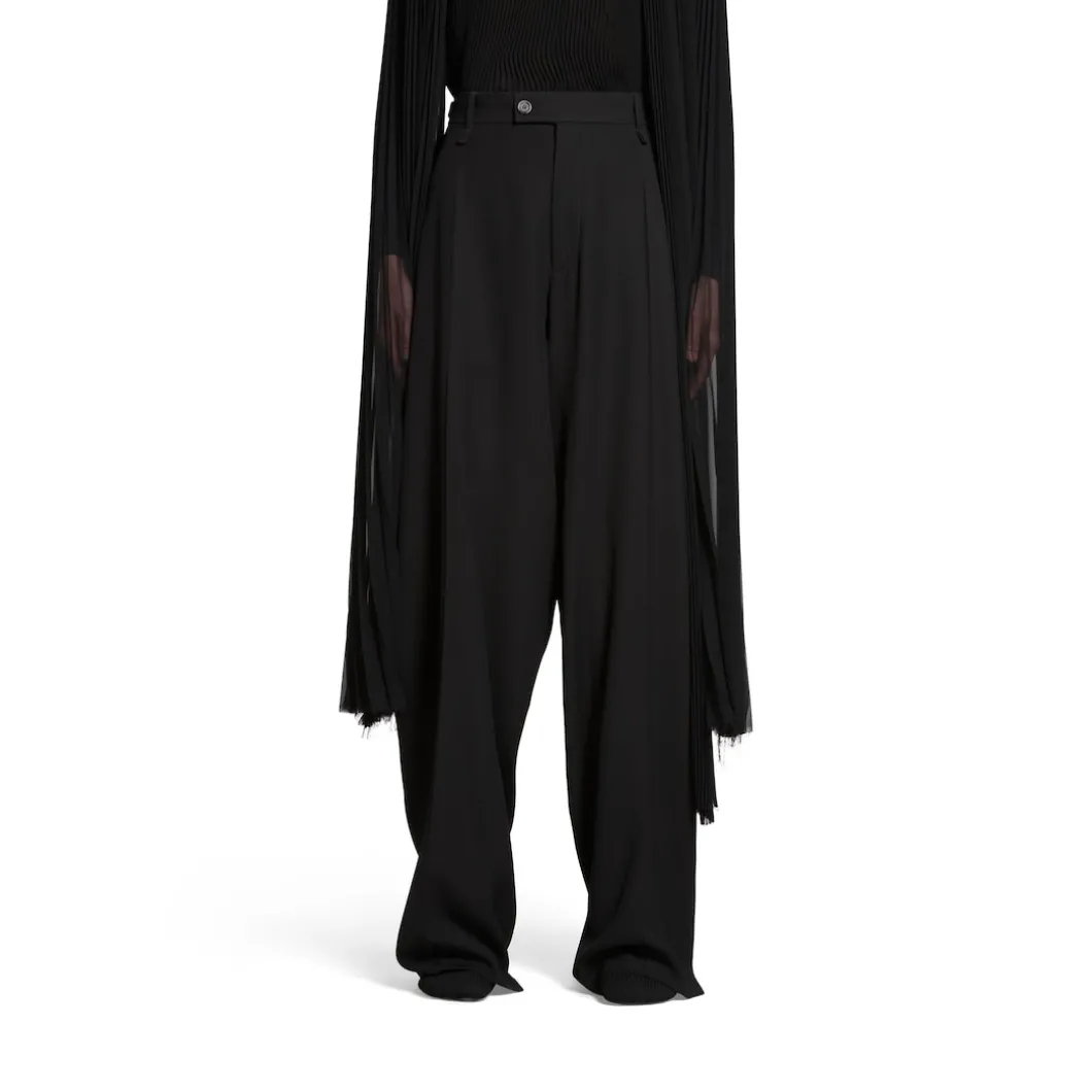 Skater Tailored Pants in Black