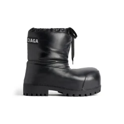 Women's Alaska Low Boot in Black