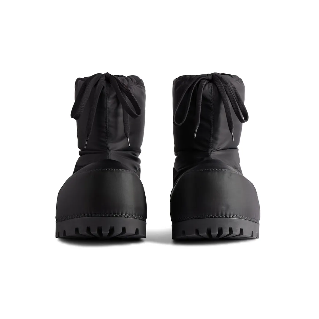 Women's Alaska Low Boot in Black