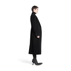 Women's Cinched Coat in Black