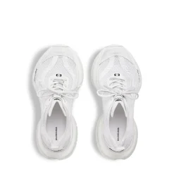Women's Circuit Sneaker in White
