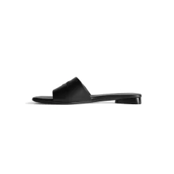 Women's Duty Free Flat Sandal  in Black