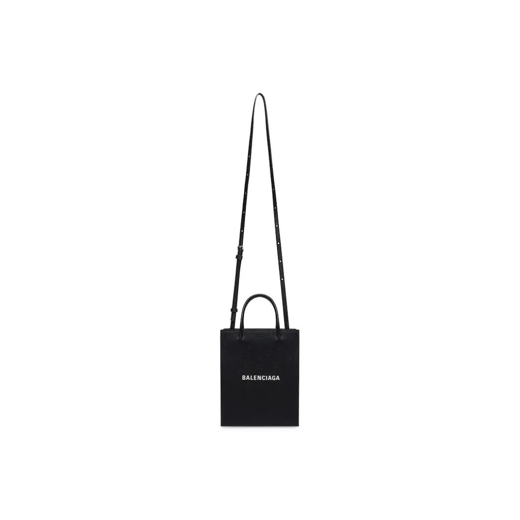 Women's Large Shopping Bag in Black