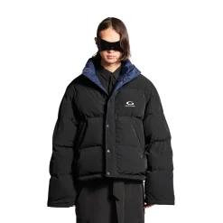 Women's Loop Sport Icon Reversible Puffer in Black/blue