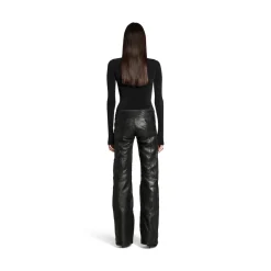 Women's Low Waist Biker Pants in Black
