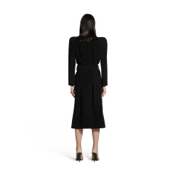 Women's Round Shoulder Fitted Coat in Black