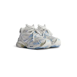 Women's Runner 2.0 Sneaker  in White/light Blue/grey