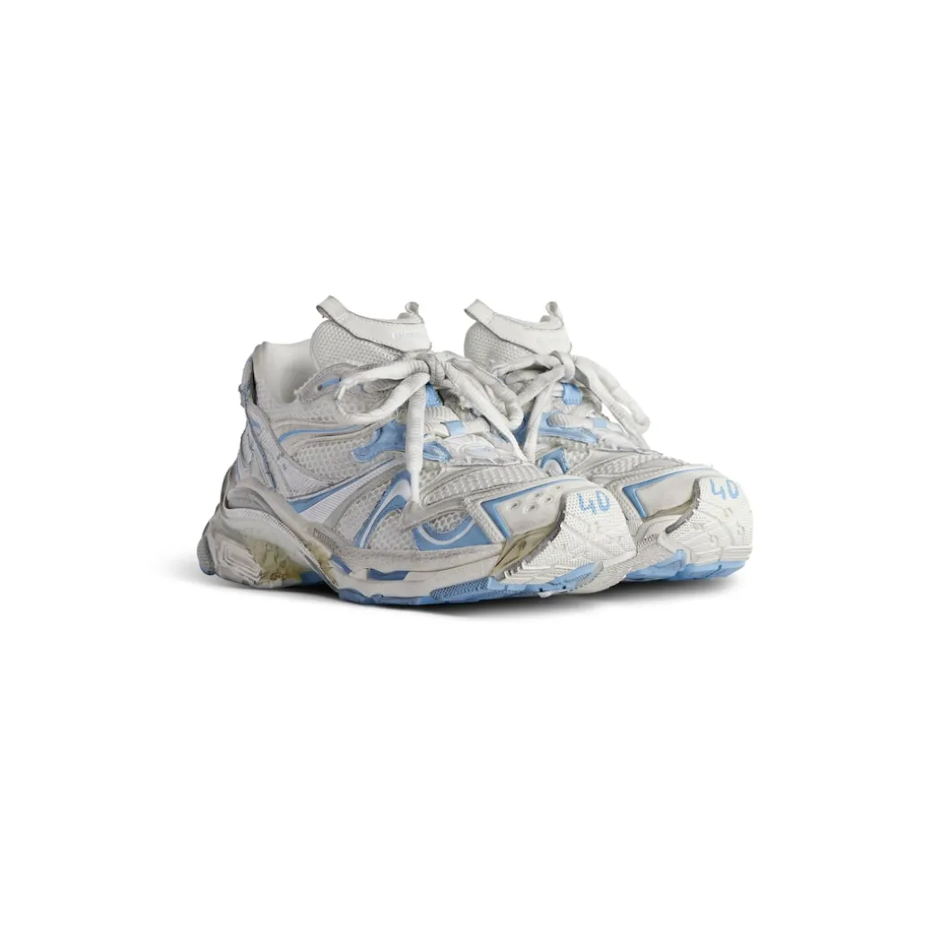 Women's Runner 2.0 Sneaker in White/light Blue/grey