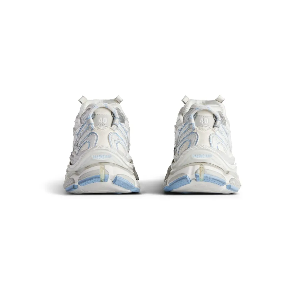 Women's Runner 2.0 Sneaker in White/light Blue/grey