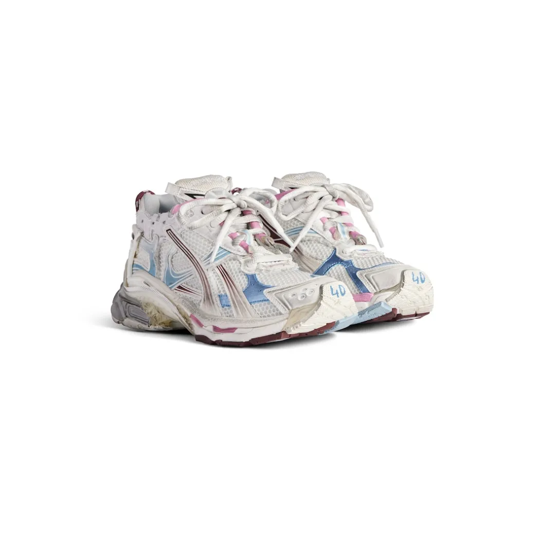 Women's Runner Gradient Sneaker in White/brown/blue/pink/grey