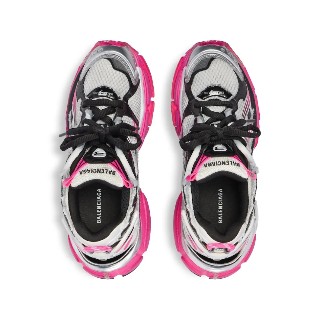 Women's Runner Gradient Sneaker in White/pink/black