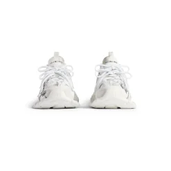 Women's Track Signature Sneaker in White/black