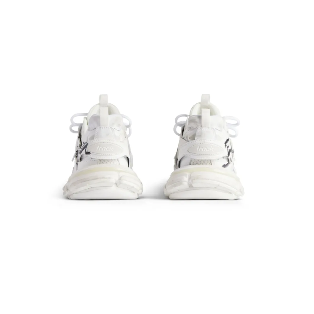 Women's Track Signature Sneaker in White/black