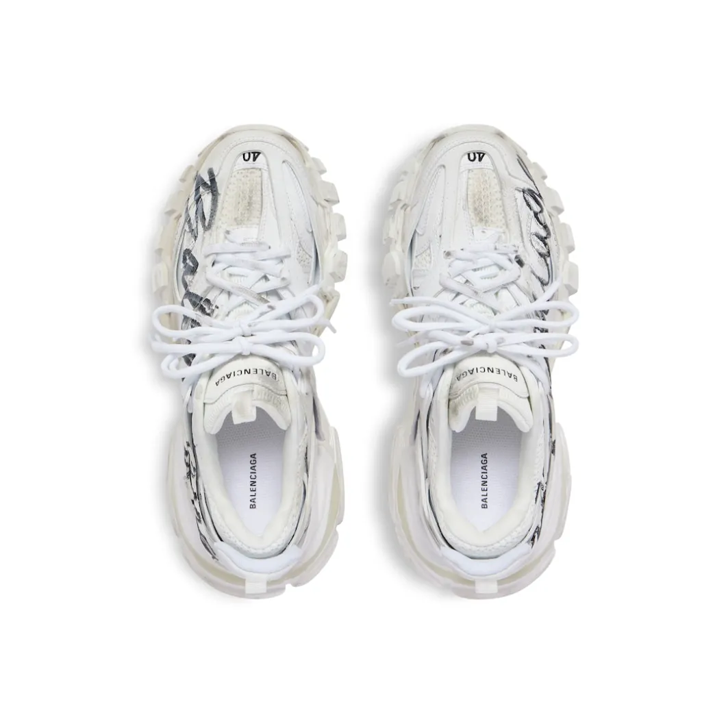 Women's Track Signature Sneaker in White/black
