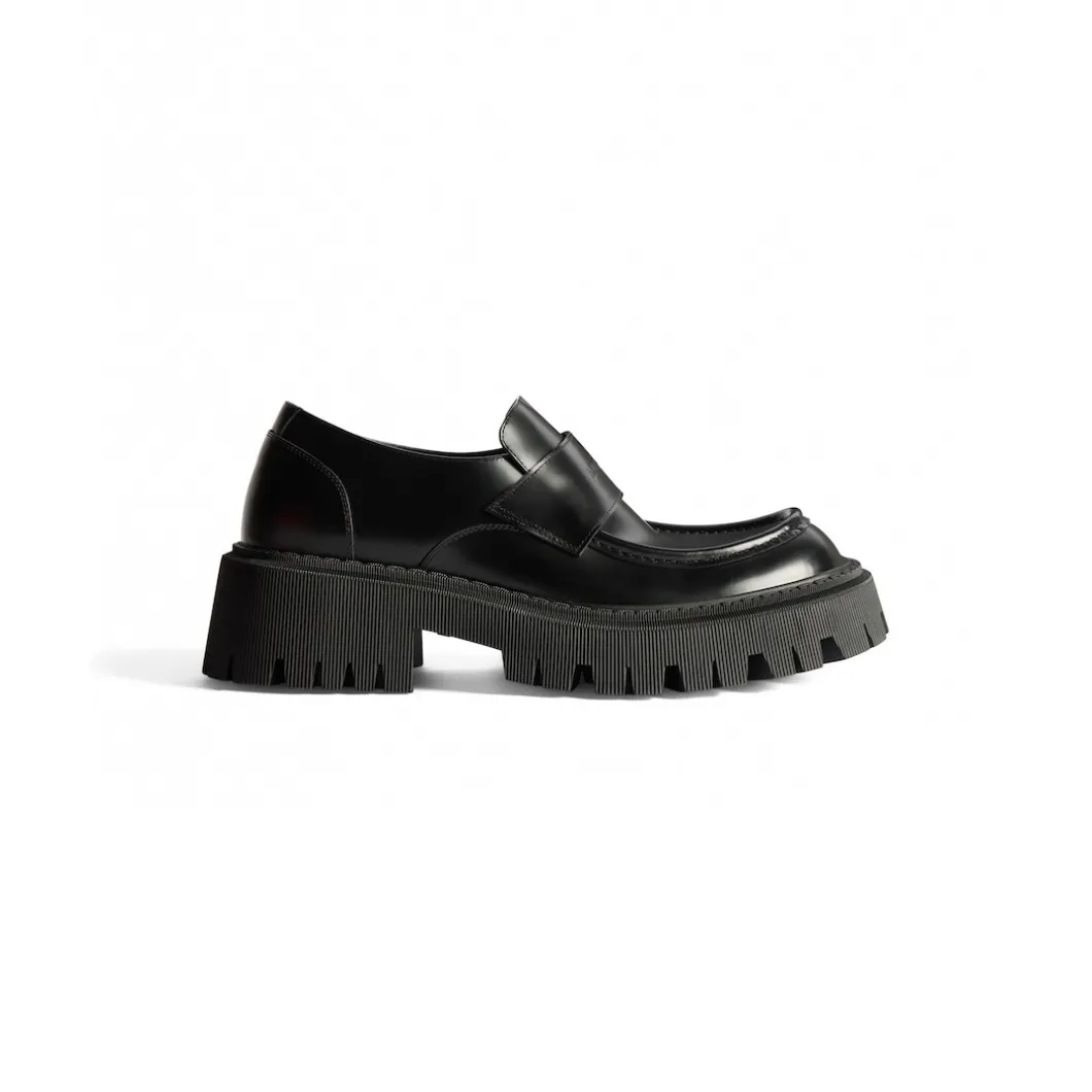 Women's Tractor Loafer in Black