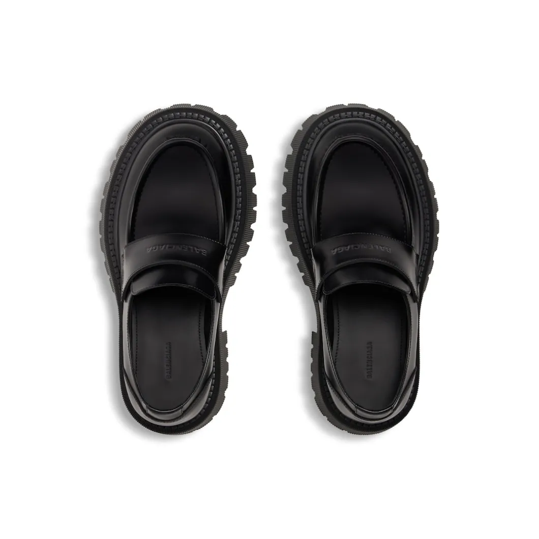 Women's Tractor Loafer in Black